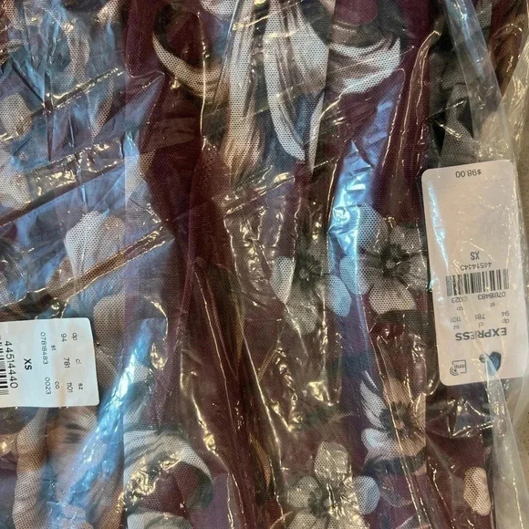 Express Body Contour Mesh Floral Off The Shoulder Ruched Midi - Picture 5 of 7